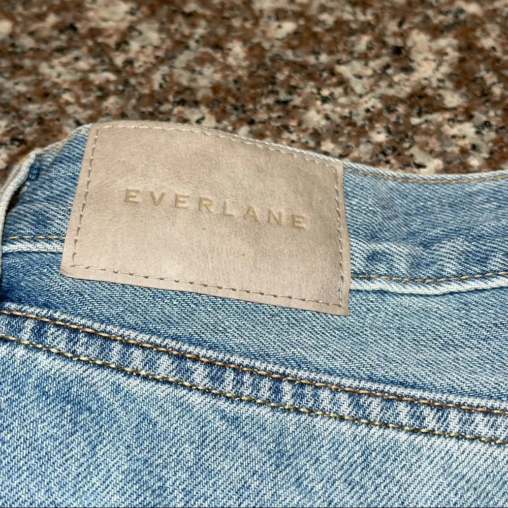 Everlane - The Relaxed '90s Short - Picture 8 of 10